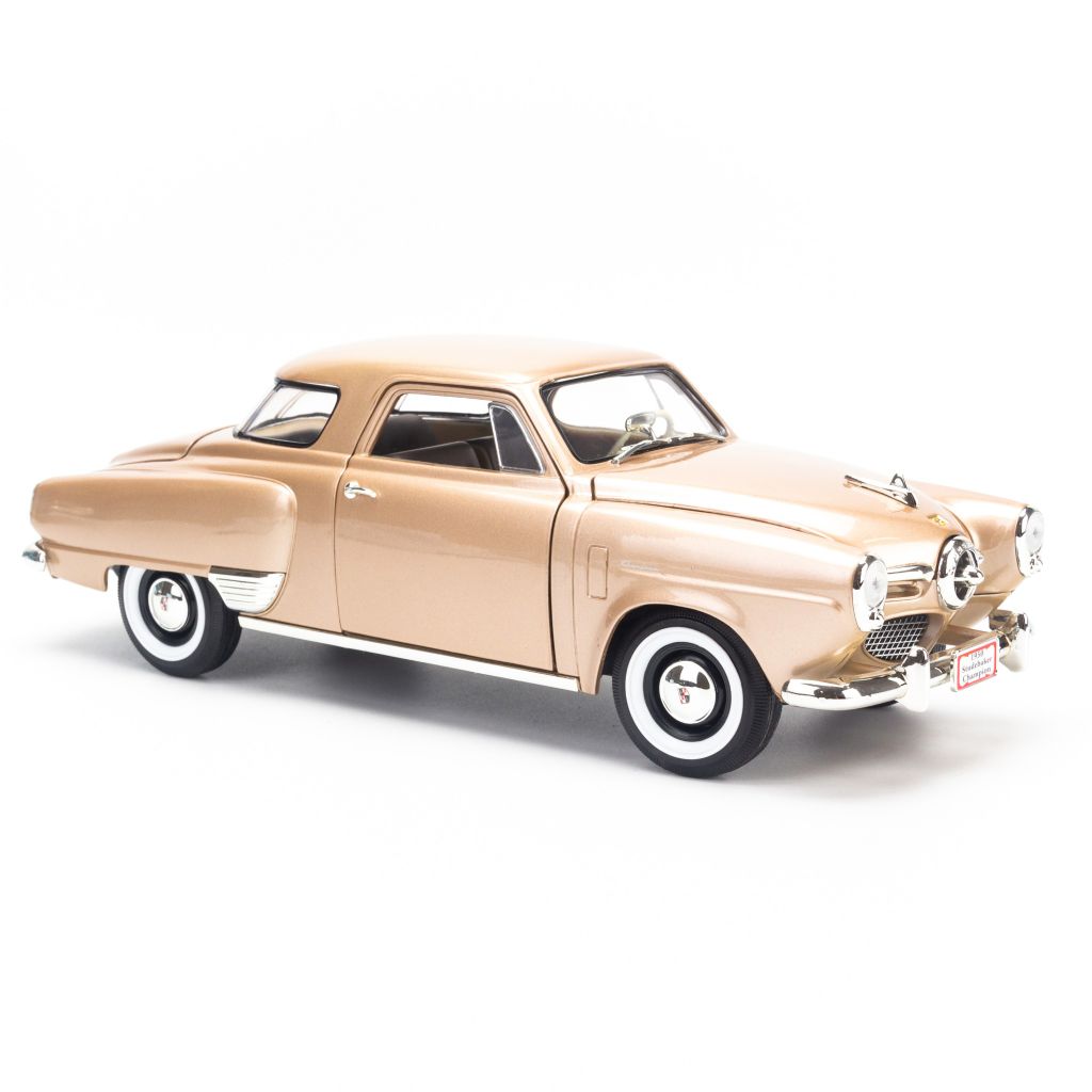 Mô hình xe Studebaker Champion 1950 1:18 Yat ming Gold