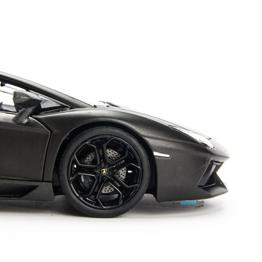 Mô hình xe Lamborghini Aventador LP700-4 1:24 Welly
