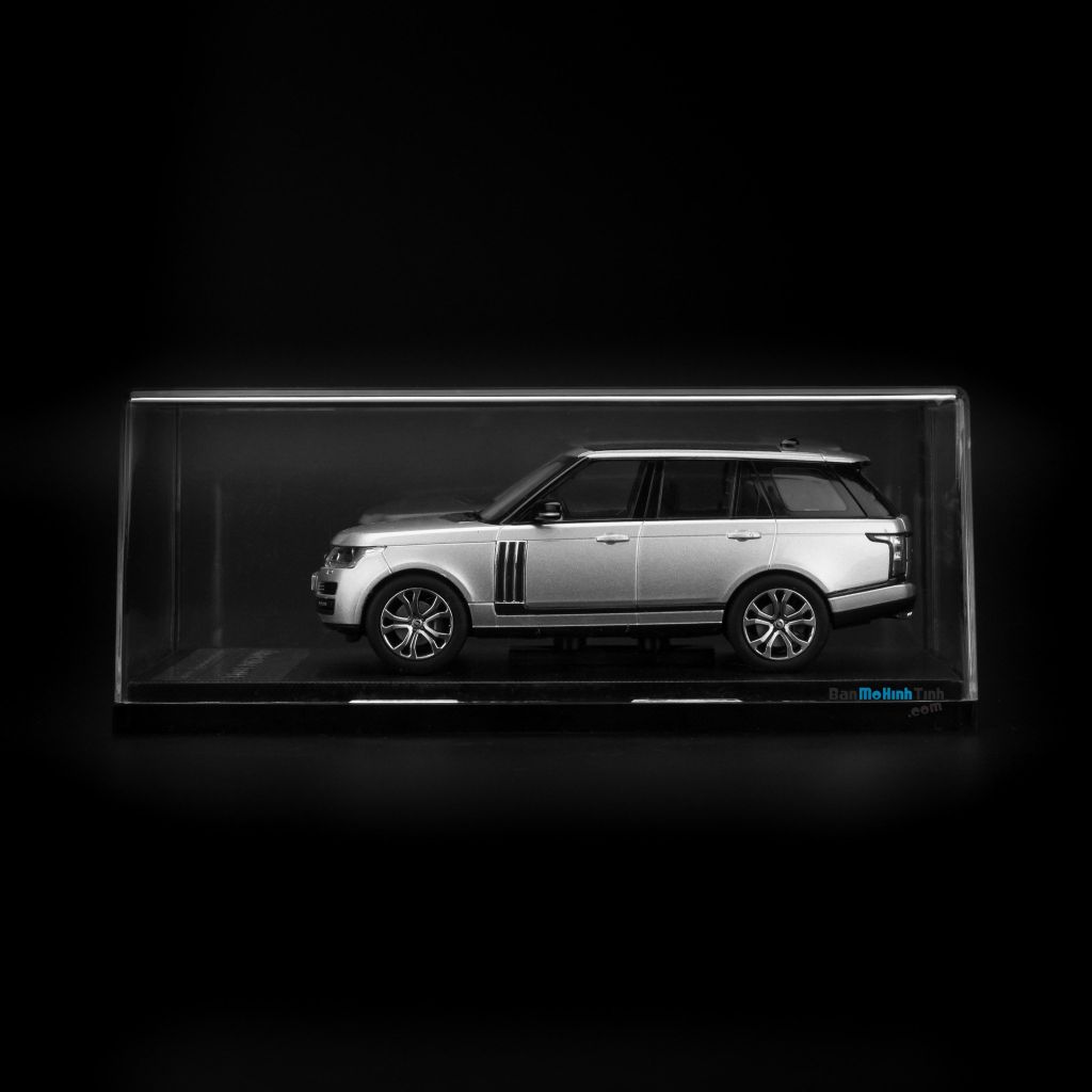 Mô hình xe Land Rover Range Rover SV 1:43 LCD Champagne