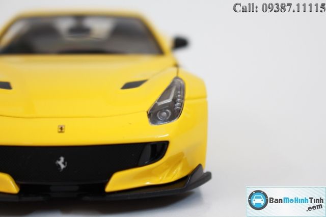 Mô hình xe Ferrari F12tdf 1:24 Bburago