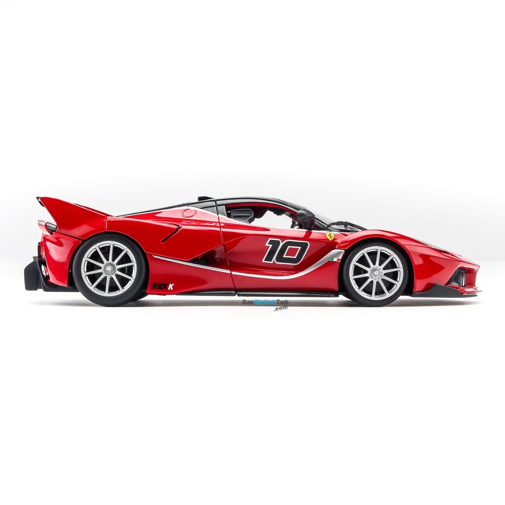 Mô hình xe Ferrari FXX K No.10 Red 118 Bburago (3)
