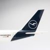 Mô hình máy bay Lufthansa 47cm lắp ráp có đèn Everfly