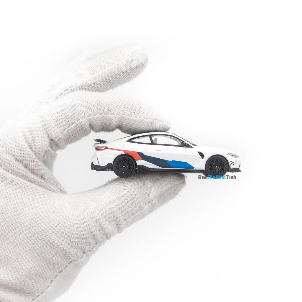 Mô hình xe BMW M4 M-Performance 1:64 MiniGT