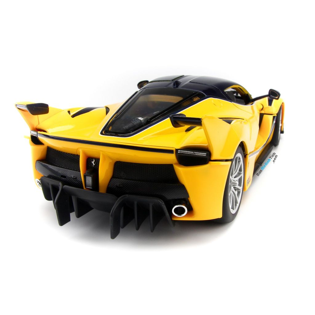 Mô hình xe Ferrari FXX K No.15 Yellow 1:18 Bburago (9)