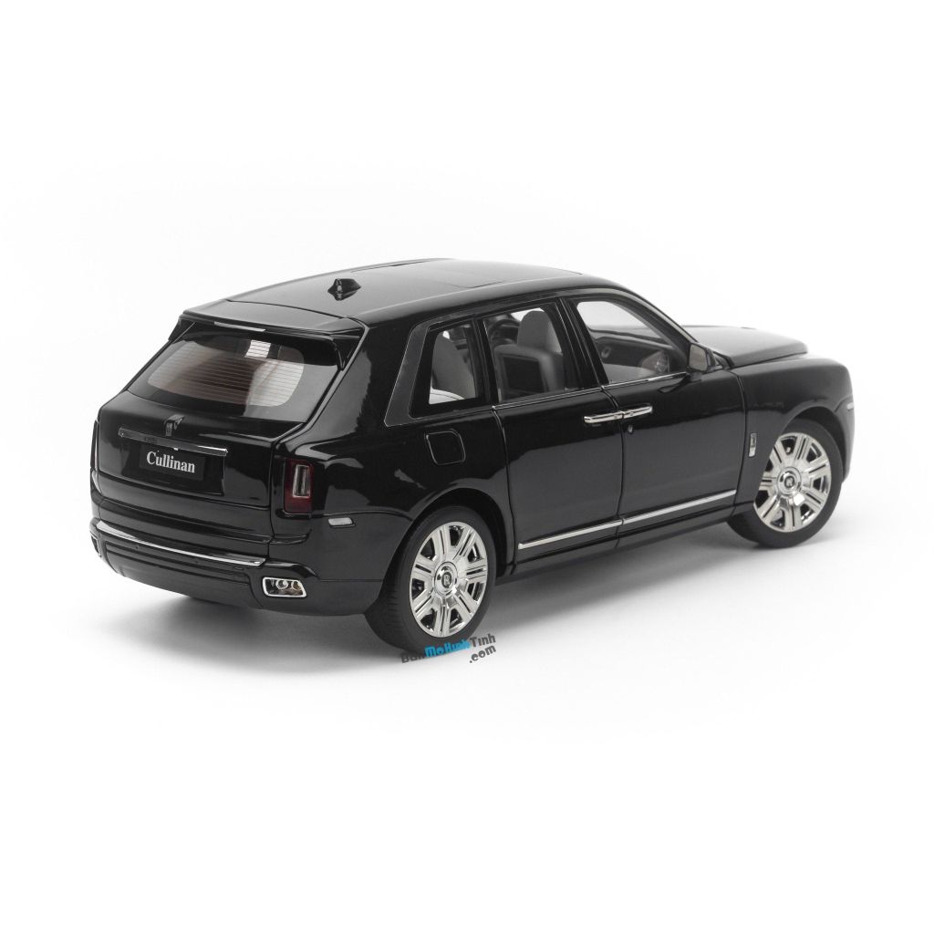 Mô hình xe Rolls Royce Cullinan 1:18 Dealer