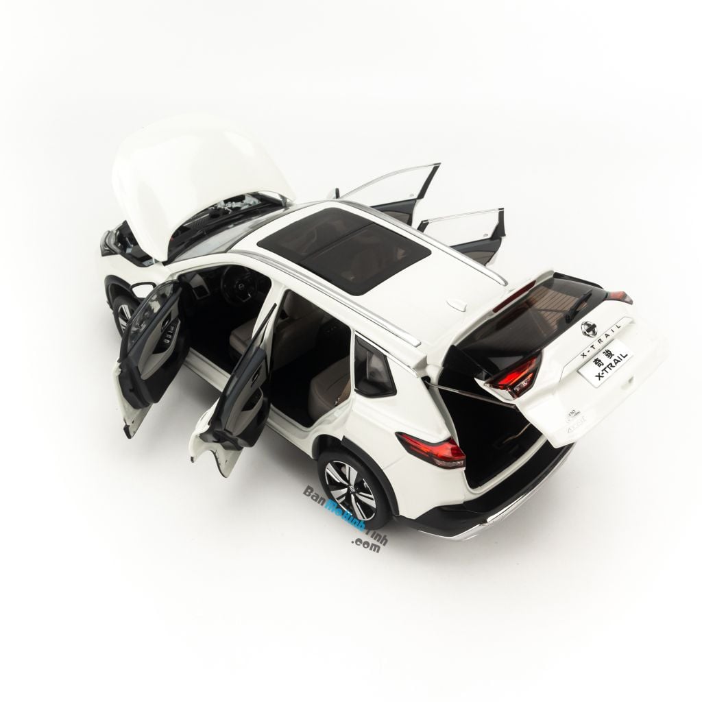 Mô hình xe Nissan X-Trail 2022 1:18 Paudi