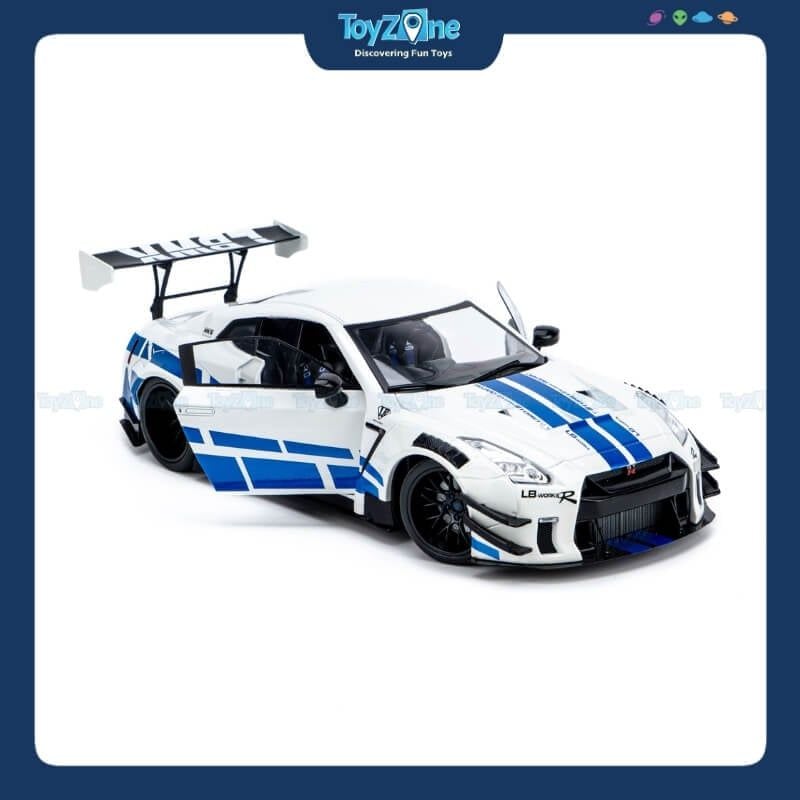 Mô hình xe Nissan GT-R ( R35 ) With Liberty Walk Body Kit Type 2.0 1:18 Solido