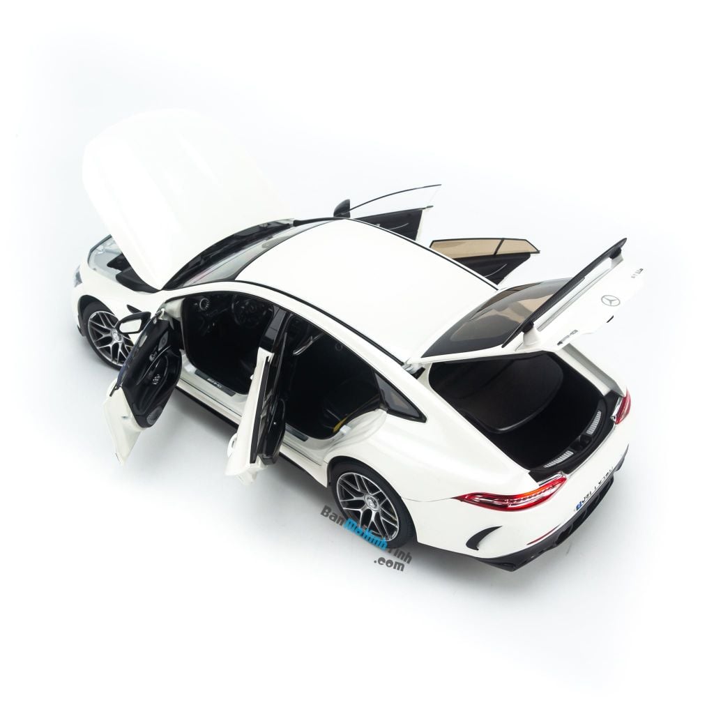 Mô hình xe Mercedes-Benz AMG GT63S 4Matic 2021 1:18 Norev