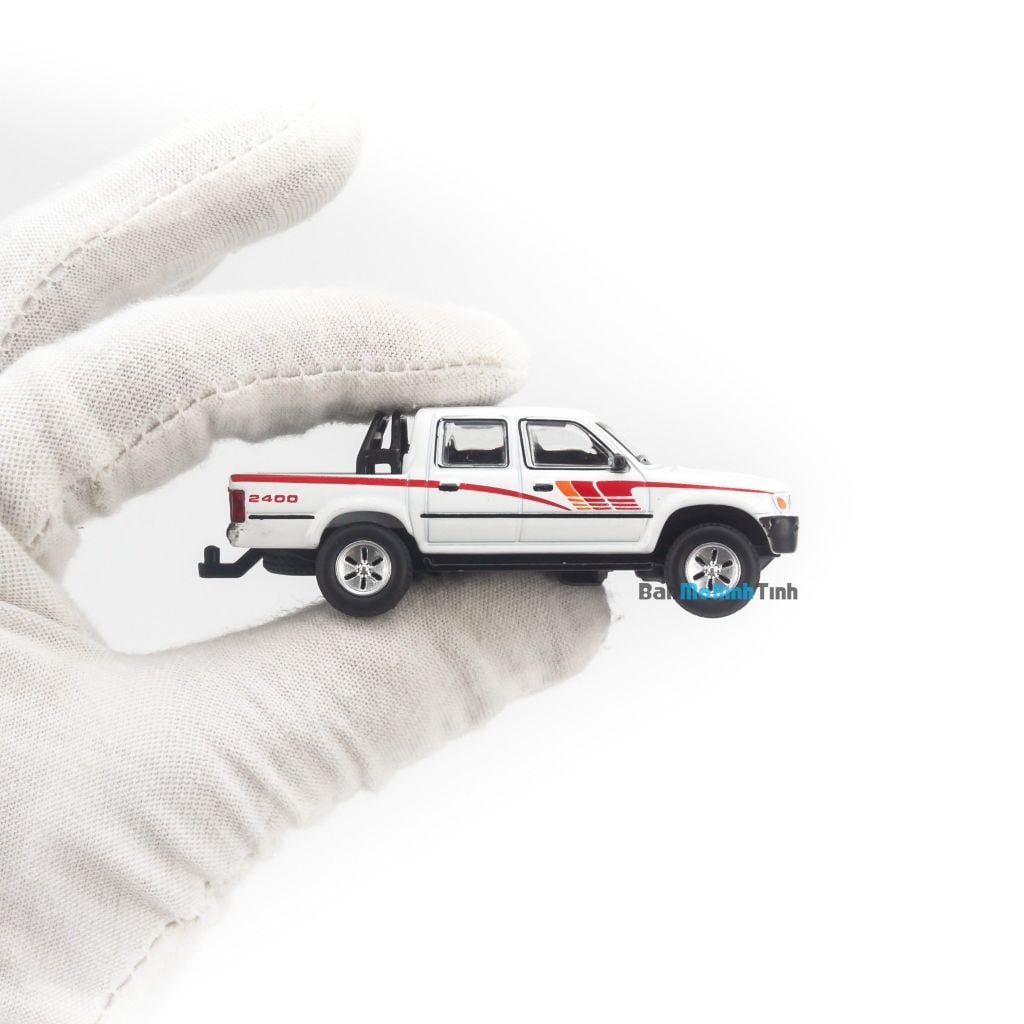 Mô hình xe bán tải Toyota Hilux 1997 1:64 JKM