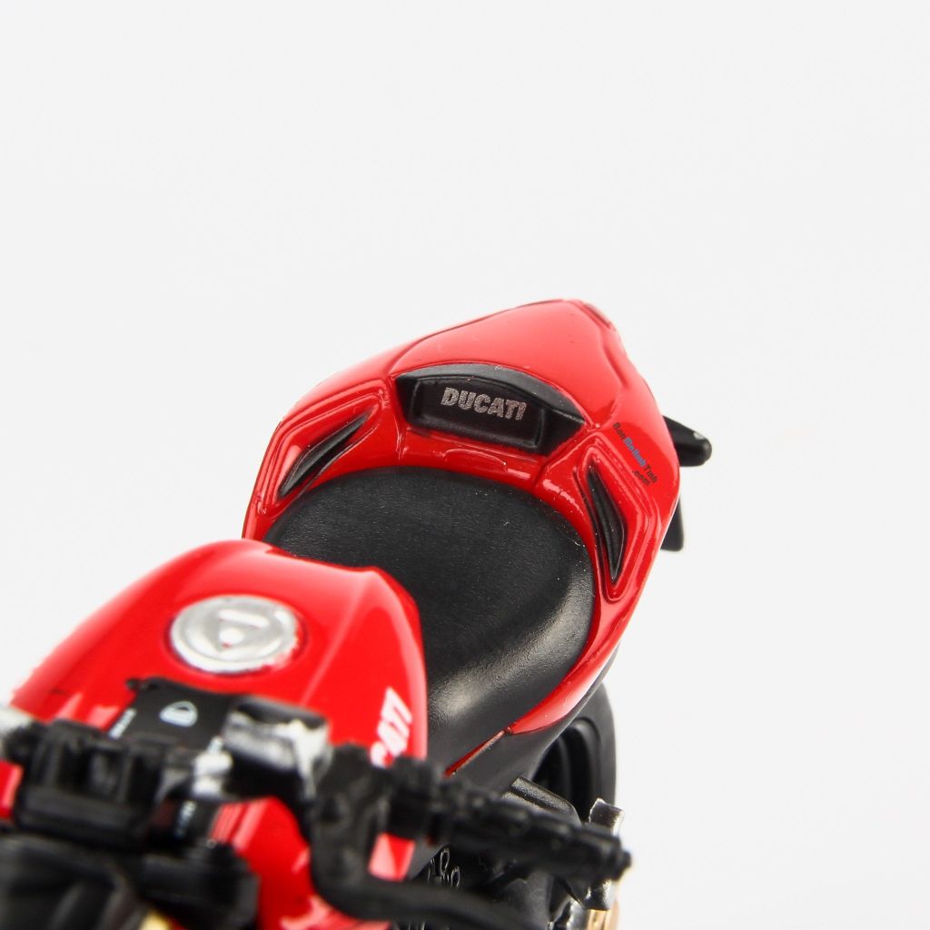 Mô hình xe mô tô Ducati Mod.Streetfighter S 1:18 Maisto Red (7)
