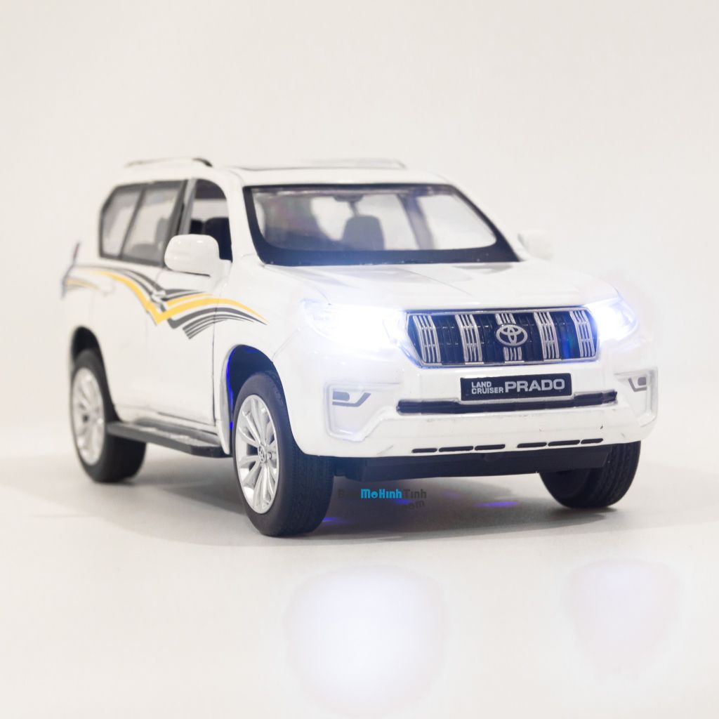 Mô hình xe Toyota Land Cruiser Prado 2019 1:32 Caipo White (5)