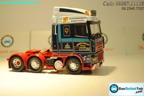 Mô hình đầu kéo DAF XF Blue 1:50 Corgi