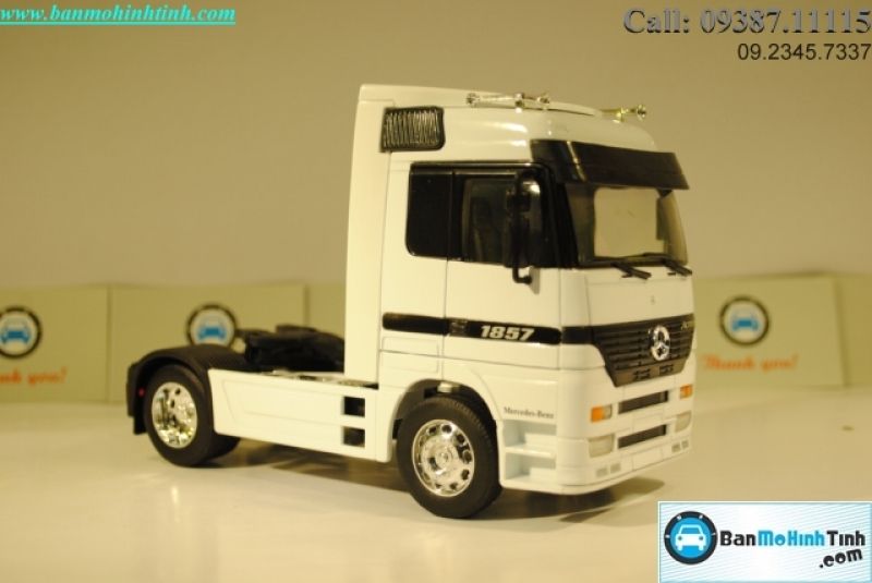  Mô hình Truck Mercedes-Benz Actor 1:32 Welly 