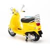 Mô hình xe máy Vespa LXV 2013 1:18 Maisto Yellow (8)