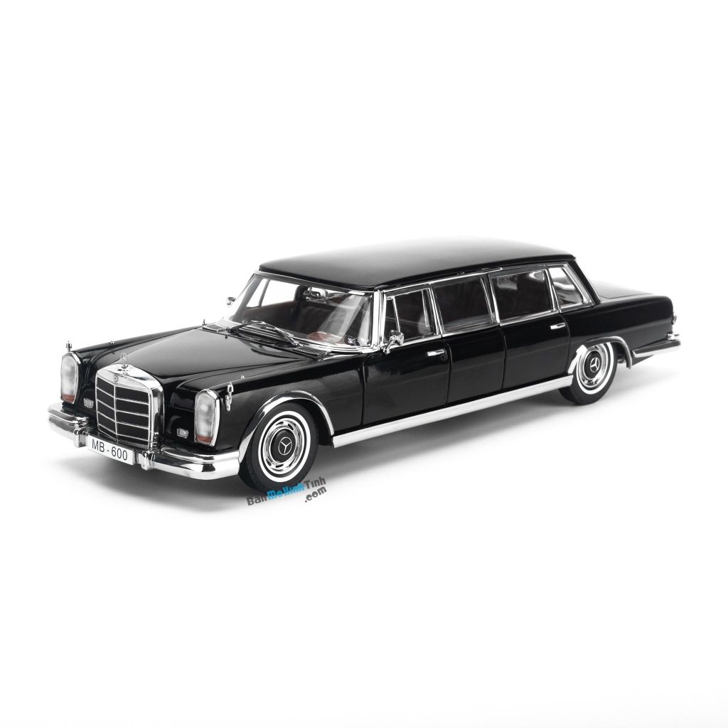 Mô hình xe Mercedes Benz 600 LWB Pullman 1966 1:18 Sunstar