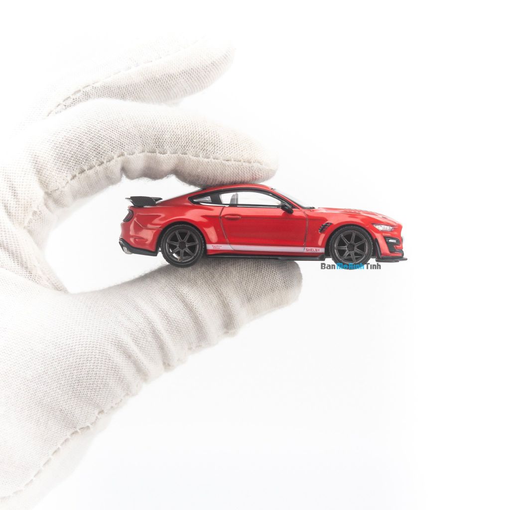 Mô hình xe Shelby GT500 SE Widebody 1:64 MiniGT
