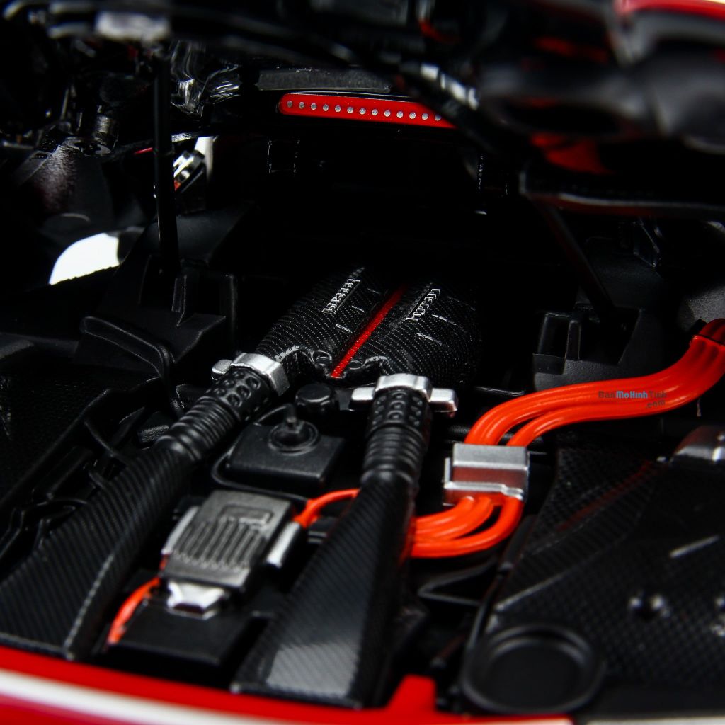 Mô hình xe Ferrari FXX K No.88 Red 1:18 Bburago Signature (19)