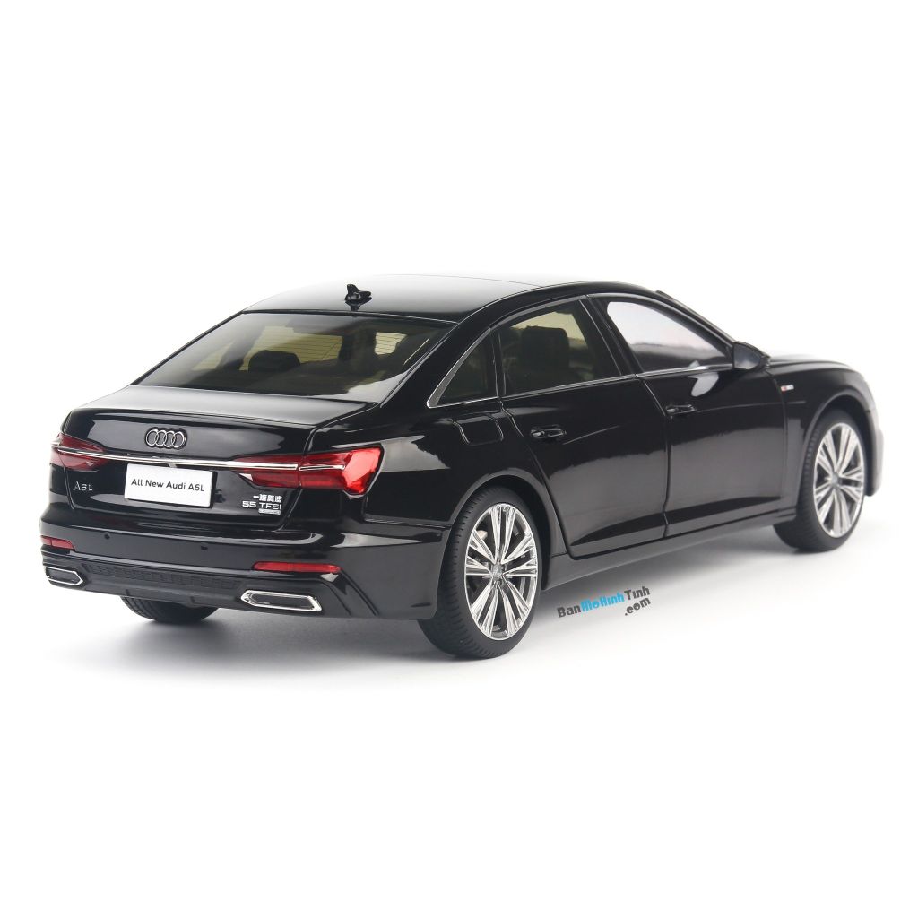Mô hình xe Audi A6L 2019 1:18 Dealer
