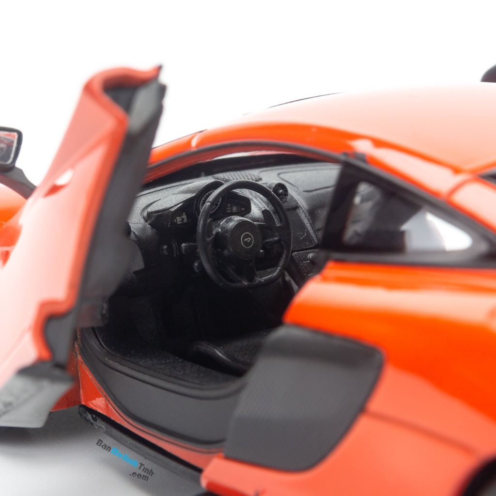 Mô hình xe Mclaren 675LT 1:24 Welly Orange (8)