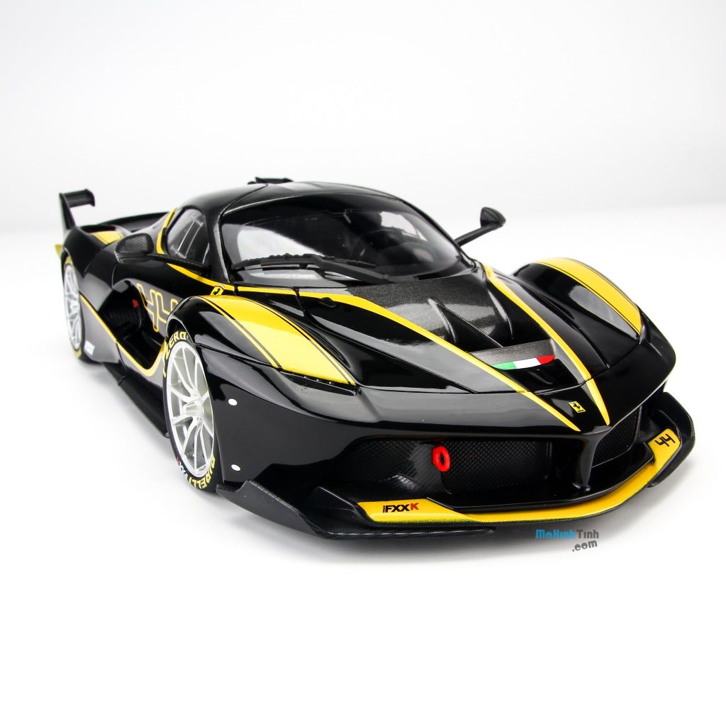 Mô hình xe Ferrari FXX K Signature Black 1:18 Bburago