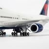 Mô hình máy bay B747 Delta 47cm - có đèn Led (6)