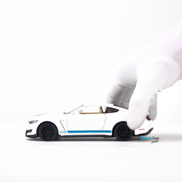 Mô hình xe Ford Shelby Cobra GT350 2018 1:32 UNI