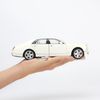 Mô hình xe sang Bentley Mulsanne 1:24 Doublehorse White (10)