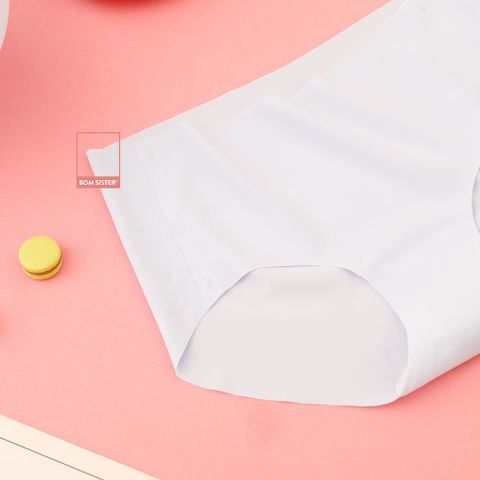 Quần lót su không lộ viền - BOMSISTER Q2201