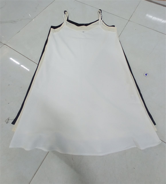 Đầm lót satin 2 dây BOM SISTER MU9002