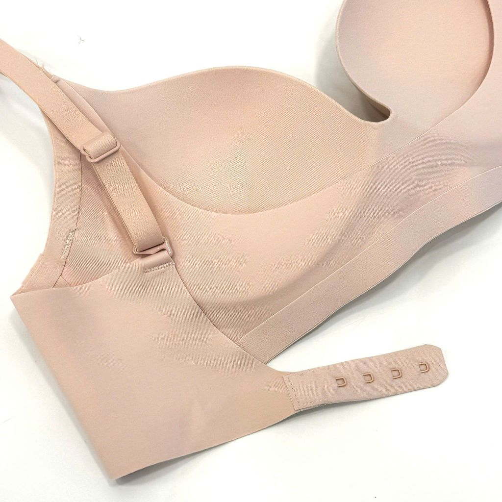 Áo lót nữ chất su, không gọng, mặc được trang phục hở lưng, thoáng mát lưng BOMSISTER MU2610