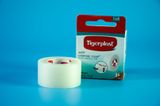  Cuộn băng keo y tế nhựa Tigerplast Caripore Clear dán bông gạc, băng lót - Nhiều cỡ 