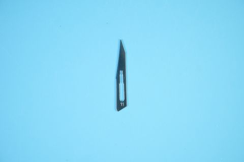  Hộp 100 lưỡi dao mổ số 11 Doctor RIBBEL ẤN ĐỘ lưỡi thẳng, bản nhỏ, đầu mũi nhọn - Hàng đẹp 