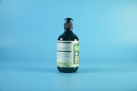  Sữa tắm thảo mộc thiên nhiên Biohealth da mịn màng, ngừa mụn lưng - Chai 470ml 