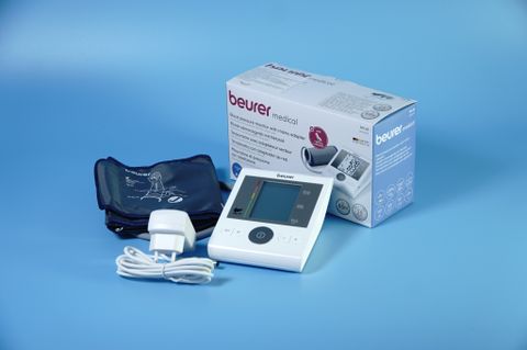  Máy đo huyết áp BEURER BM28 bắp tay tự động có sạc nguồn đi kèm 