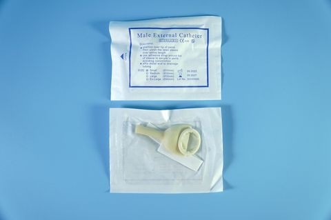  Capot tiểu Nam, Capot hỗ trợ đi tiểu Nam giới Greetmed - Nhiều Size 