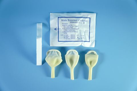  Capot tiểu Nam, Capot hỗ trợ đi tiểu Nam giới Greetmed - Nhiều Size 