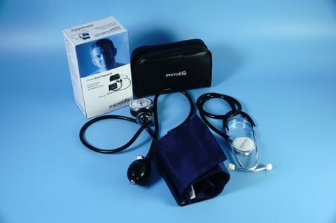  Máy đo huyết áp cơ Microlife AG1-20 gồm bộ đo và ống nghe huyết áp 