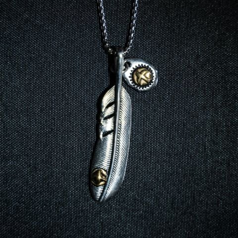  Dây chuyền lông Đại Bàng Alain Tan 