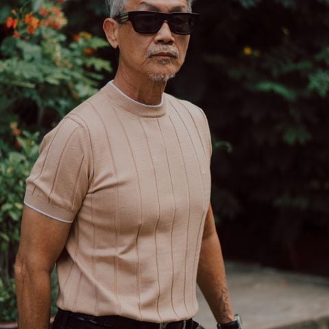  Áo thun gân cổ tròn dệt kim cao cấp 