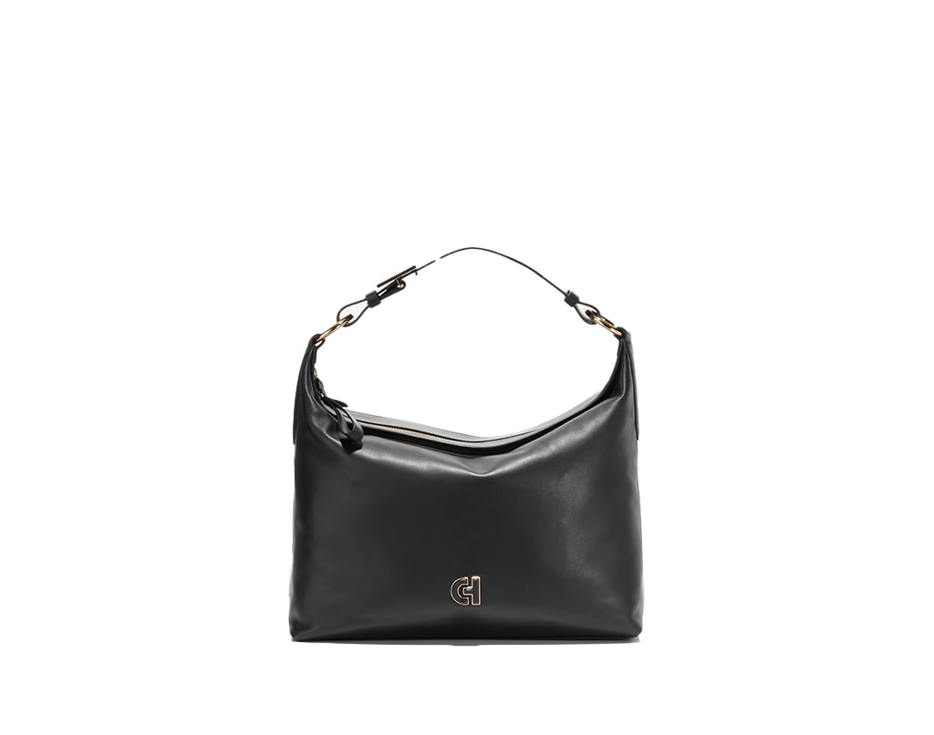 KAMILA HOBO