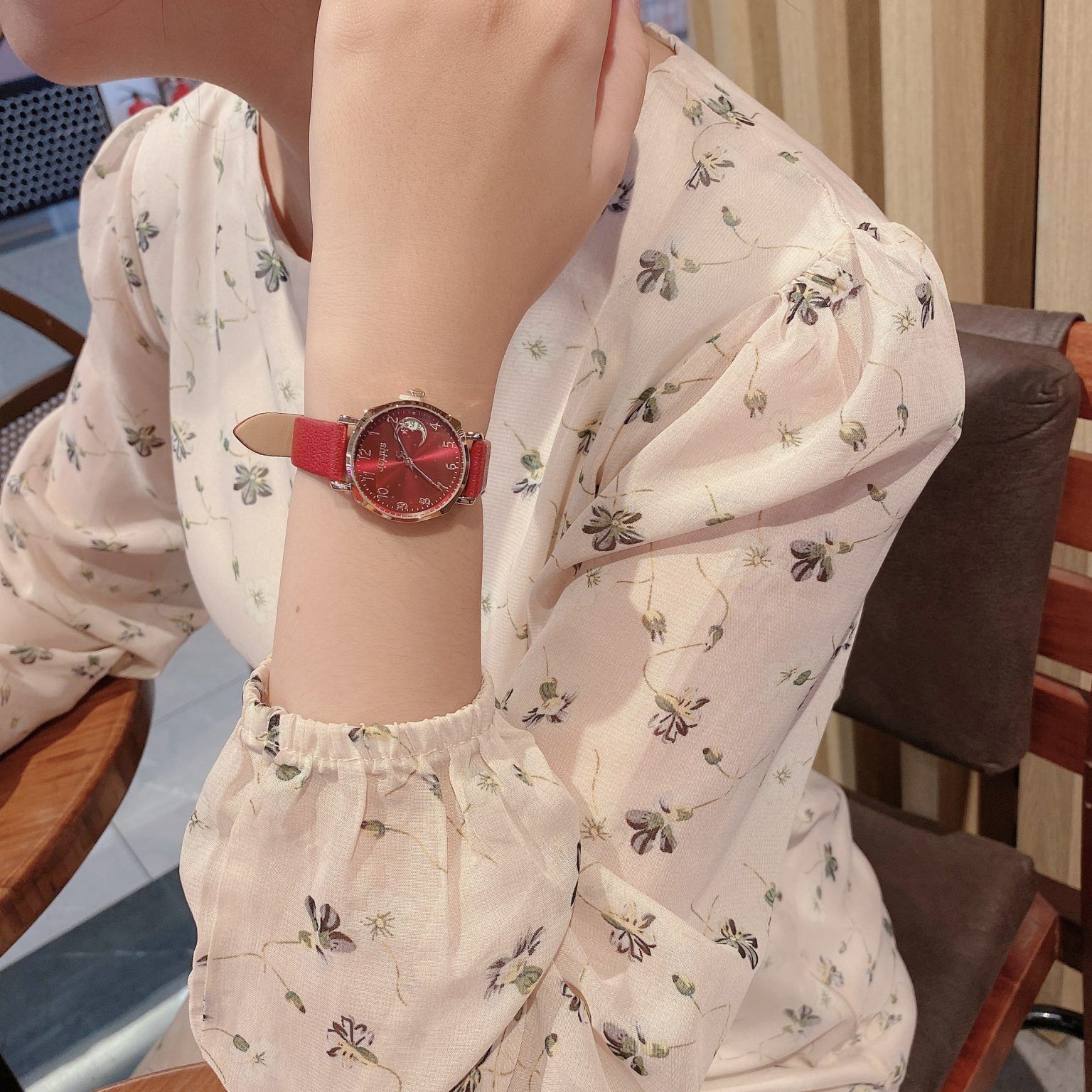  Đồng hồ đeo tay Julius nữ JA-1211 dây da đỏ - Size 30 