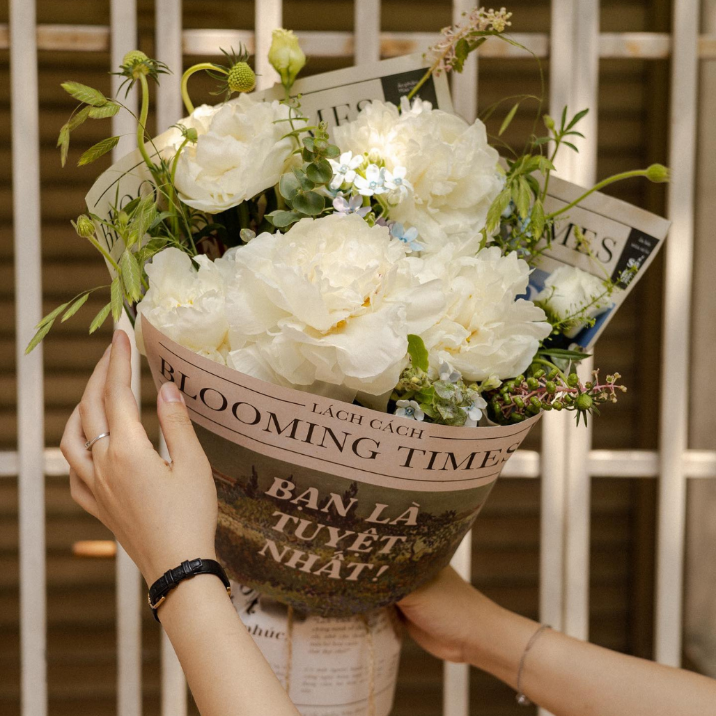 Bó Blooming times peony trắng