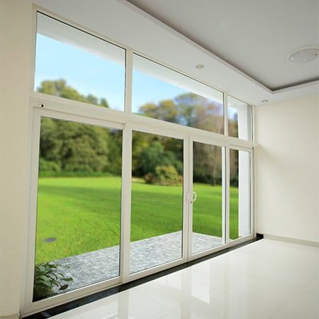 Cửa đi mở trượt Rehau