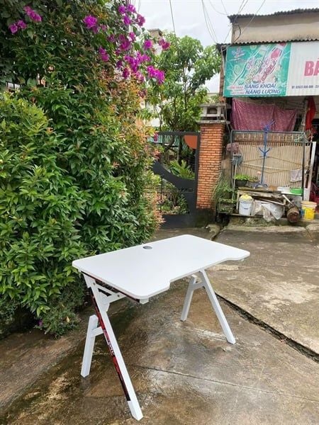 Bàn Gaming chân chữ Y (0,6*1,2m)