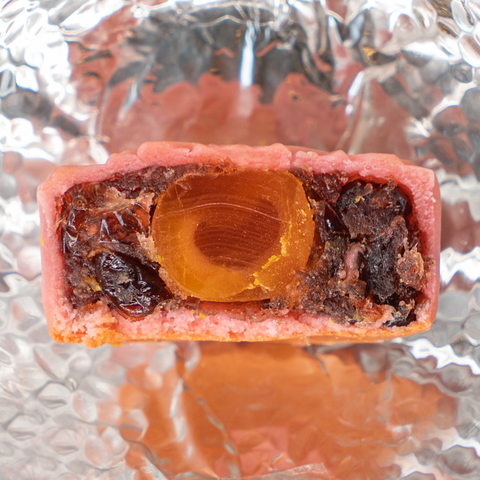 Bánh trung thu nam việt quất trứng muối