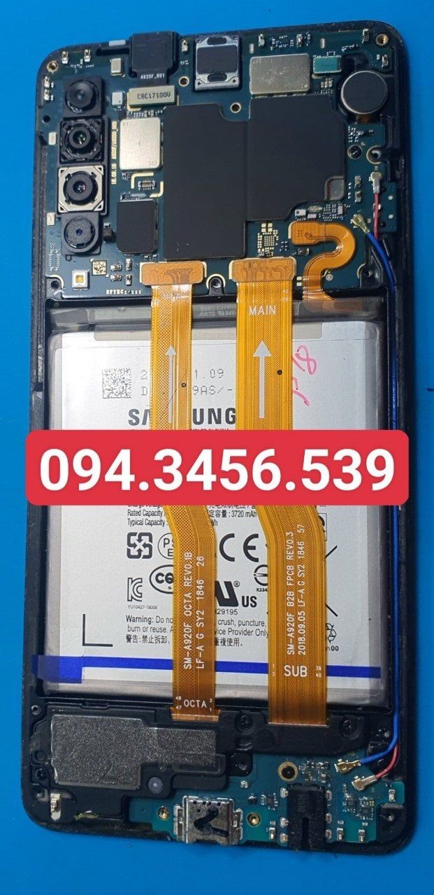  Thay màn hình điện thoại Samsung A9 