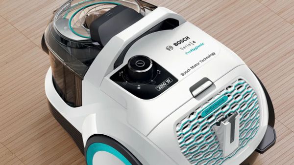 Máy hút bụi có dây Bosch BGS21WHYG - Series 4 2000W (trắng)