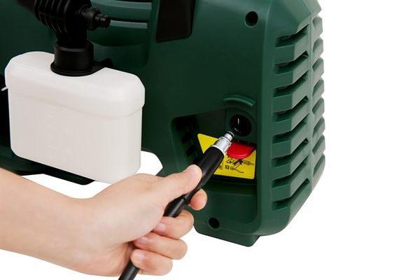 Máy phun xịt rửa áp lực cao Bosch EasyAquatak 120 1500W