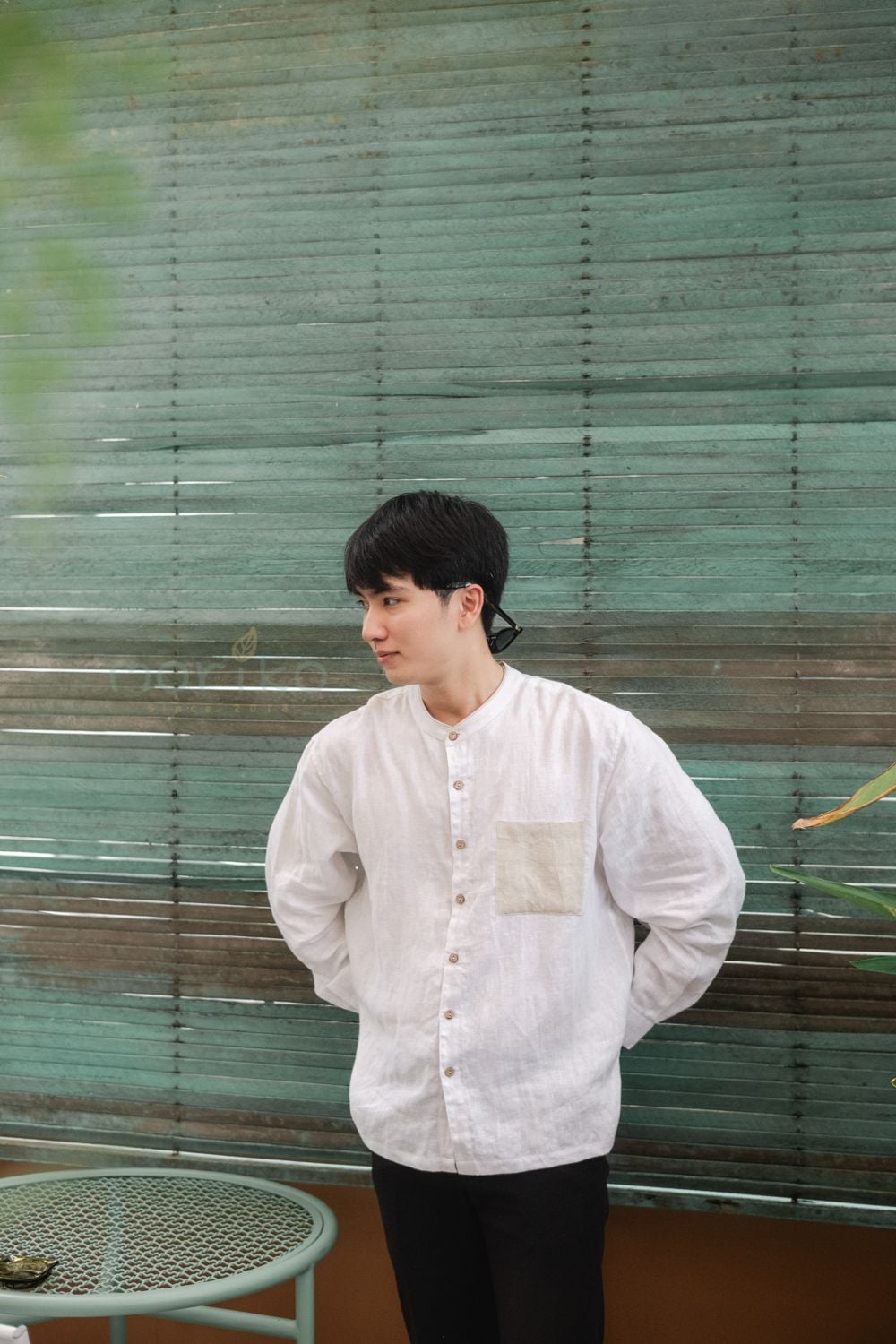  Áo somi nam cổ trụ tay dài trắng viền muối tiêu 