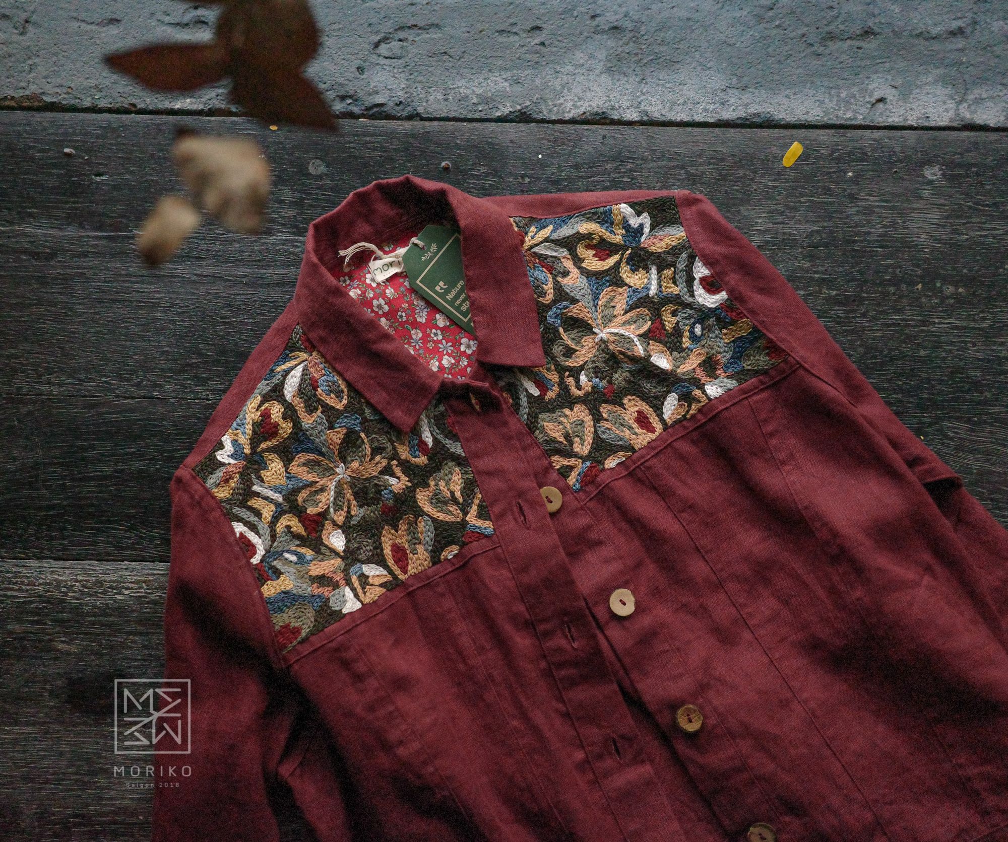  Handmade Linen Jacket phối hoạ tiết thêu (Áo khoác Linen) 